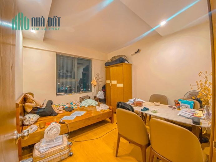 Chính chủ bán chung cư N02 Trần Qúy Kiên 70m 2pn 2wc tặng NT view thoáng hơn 2 ty Cầu Giấy