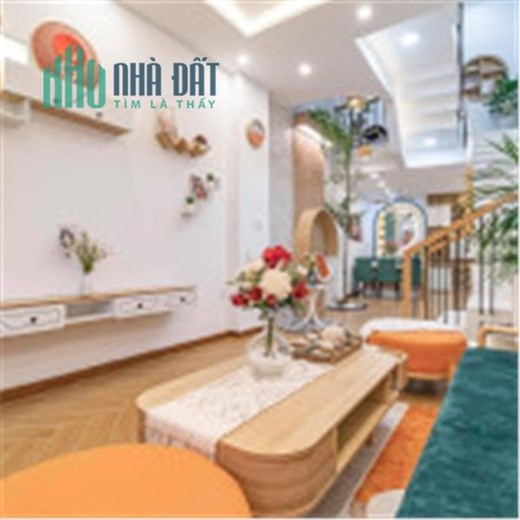 Gia đình bán gấp MT Cách Mạng Tháng Tám DT 4m x 15m giá 14 Tỷ. Siêu rẻ không có căn thứ 2