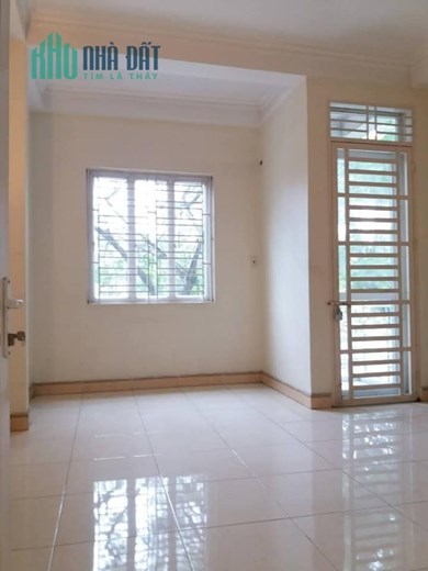 Bán nhà mặt đường Nguyễn Bỉnh Khiêm, 76m 3 tầng GIÁ 6.1 tỉ gần Lạch Tray