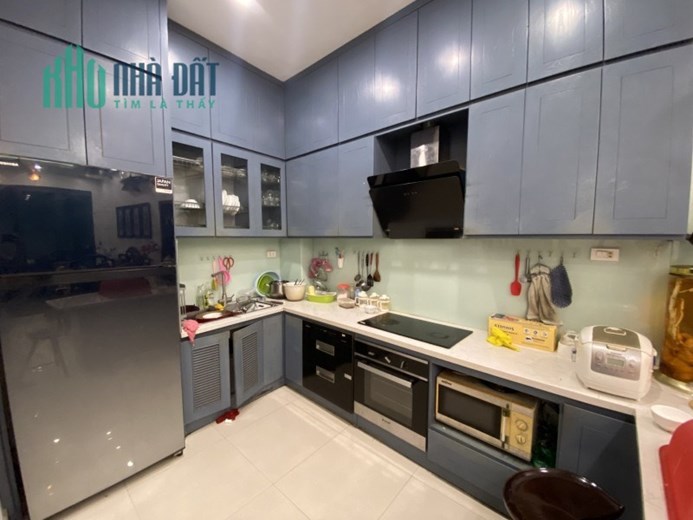 Bán nhà Tây Sơn 35m2 x 5 tầng, nhà đẹp ở ngay, gần phố, 2 thoáng, 5 tỷ