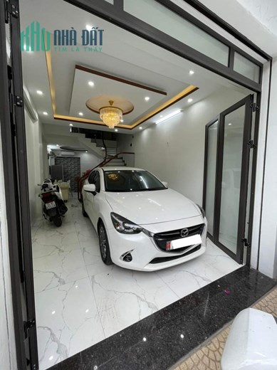 Bán nhà phố Kiều Sơn - Văn Cao ô.tô đỗ cửa, 46m 4 tầng GIÁ 3.1 tỉ