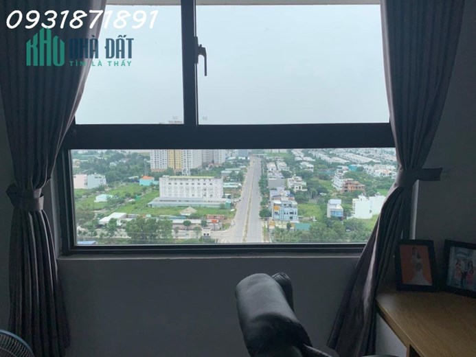 Bán Gấp Penthouses 130m2 - Dự án sky 9, Phú Hữu, gần khu công nghệ cao - Giá 3,2 tỷ bao thuế phí
