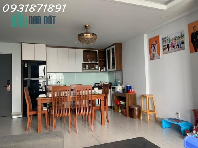 Bán Gấp Penthouses 130m2 - Dự án sky 9, Phú Hữu, gần khu công nghệ cao - Giá 3,2 tỷ bao thuế phí
