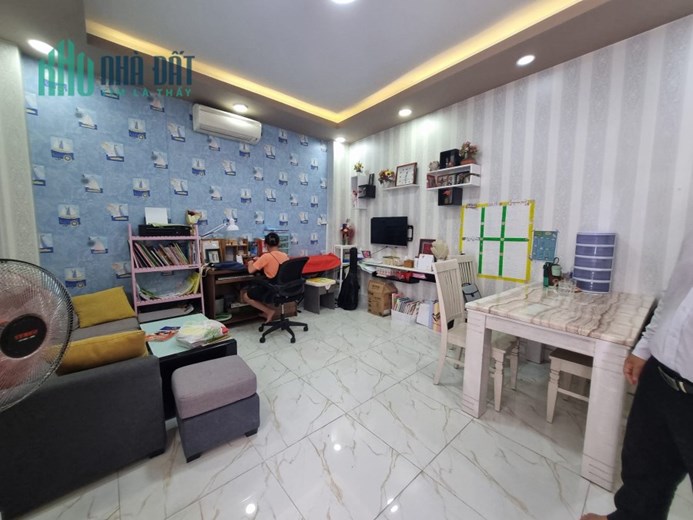Bán nhà Thành Thái - ngang 6m-thiết kế thoáng mát nhà mới chỉ 4.9 tỷ