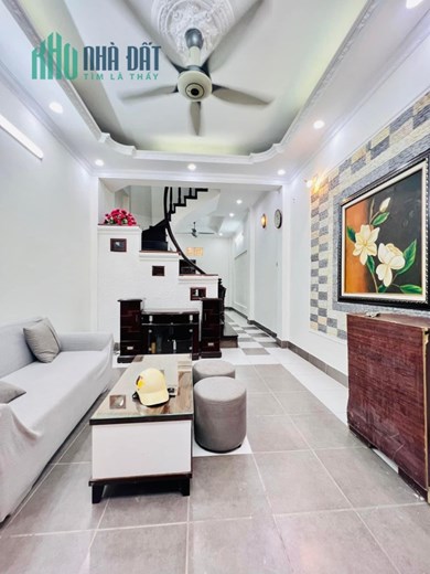 Bán Nhà Ngõ 195 Phố Trần Cung 45m2 x 4 tầng 1 tum, 4 phòng ngủ đầy đủ công năng, nhà mới ở ngay,