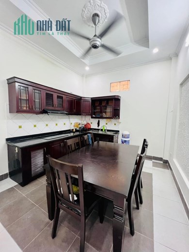 Bán Nhà Ngõ 195 Phố Trần Cung 45m2 x 4 tầng 1 tum, 4 phòng ngủ đầy đủ công năng, nhà mới ở ngay,