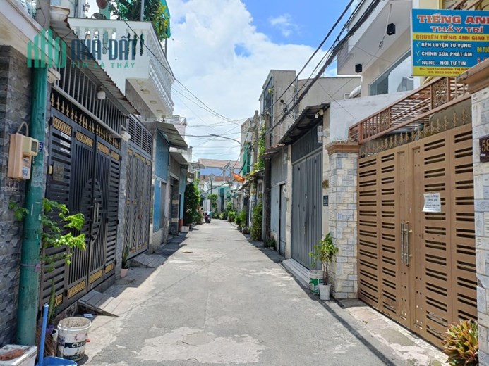 Hxh Tránh Gần Mặt Tiền Tô Ngọc Vân, Quận 12 - 83m2, Ngang Hơn 5m, 2 Tầng, 3 Pn, Nhà Mới Đẹp Vào Ở