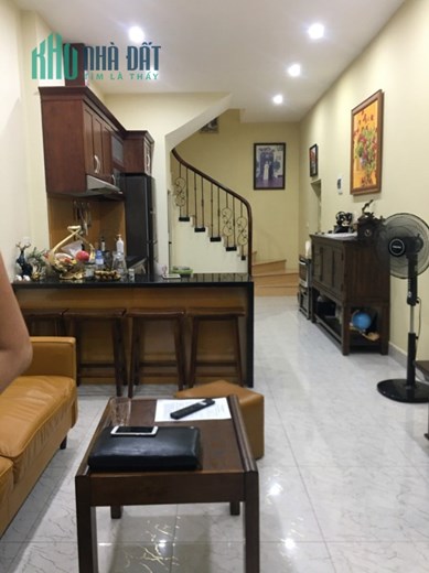 Bán nhà 4 tầng hiếm Bồ Đề,Long Biên 46m2,Mt 3.5m ,ngõ oto nhỉnh 5 tỷ
