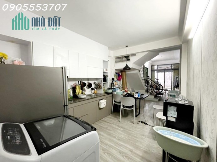 Nhà 2 tầng Q. Hải Châu - HÒA CƯỜNG NAM, Đà Nẵng, Sổ vuông vức, gần Mặt tiền, Chỉ 2 tỷ 400