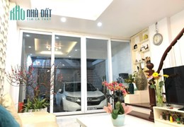 Cho thuê nhà Nguyễn Viết Xuân, Thanh Xuân ô tô 60mx4T 5PN hơn 10 tr VP KD ở ngay