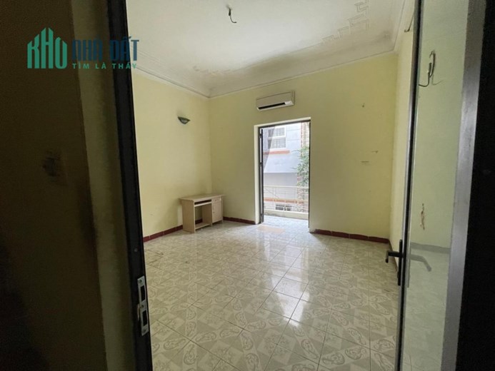 Cho thuê   Biệt Thự Phùng Chí Kiên , Cầu Giấy 210mx3T kho VP ở ngay ngõ oto giá rẻ