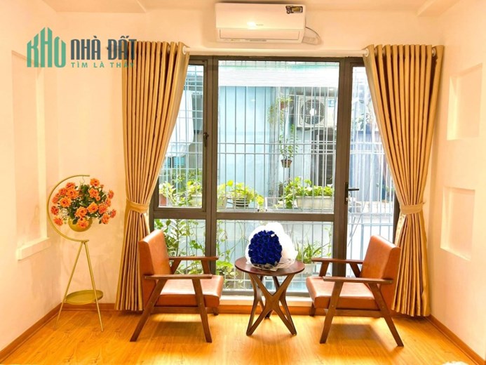Bán Căn CCMN Phố Nguyễn Văn Huyên 46m2 x 6 tầng, 10 phòng khép kín full nội thất, dòng tiền