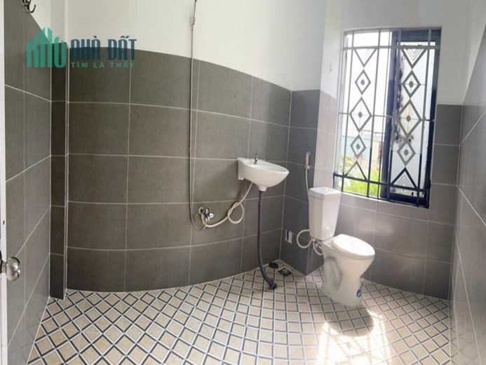Bán nhà Nguyễn Oanh Phường 6 QUẬN gò vấp, 4 tầng, ĐƯỜNG 6m, giá chỉ 8.8 tỷ