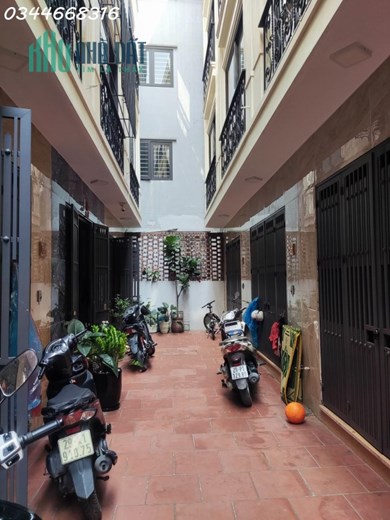 Bán nhà Ngọc Thụy, ô tô đỗ cửa, 5 tầng giá 2.7 tỷ
