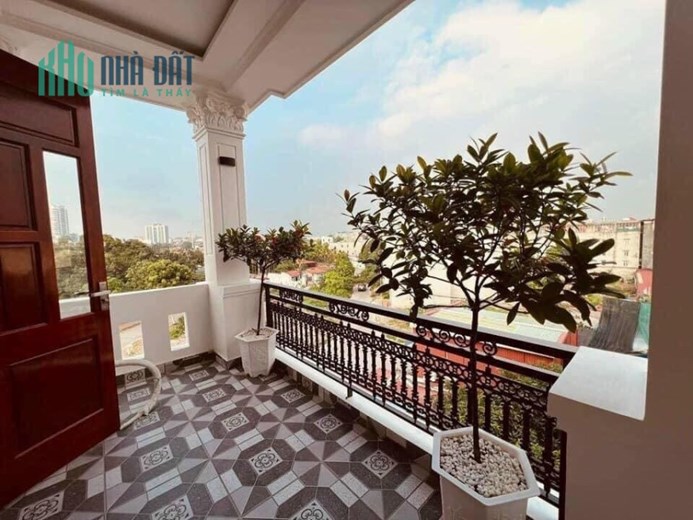 CHỈ NHỈNH 6 TỶ, CÓ NGAY NHÀ KIẾN HƯNG, GARA Ô TÔ