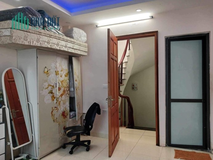 Bán gấp nhà phố Tôn Thất Tùng 33m 4Tg MT 3,2m Hơn 3 tỷ LHCC.