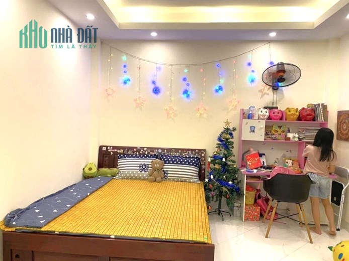 BÁN NGỌC TRÌ THẠCH BÀN 36x4 Tầng GIẤ 3,7 TỶ