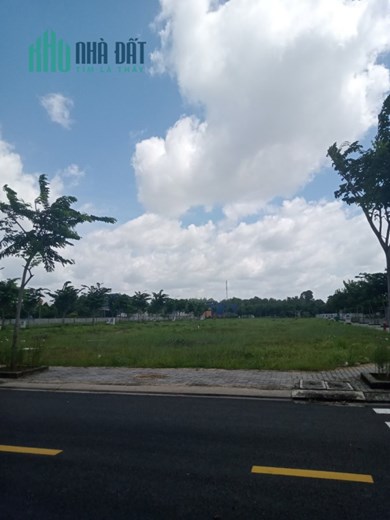 Bán Nhà đất mặt tiền đường Huỳnh Văn Lũy, Khánh Bình – sổ hồng riêng