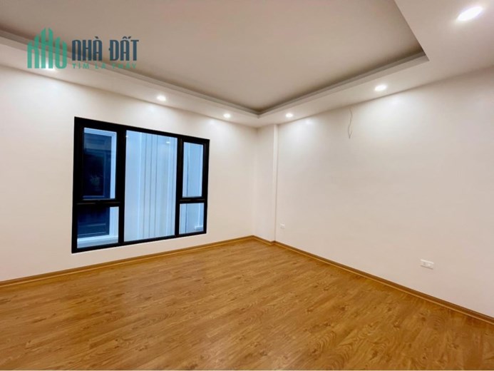 BA  ĐÌNH - NHÀ ĐẸP - LÔ GÓC - THANG MÁY - GẦN PHỐ -DT 45M ,MT 5,2M - GIÁ NHỈNH 7 TỶ