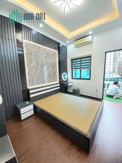 NHÀ CẠNH Time CITY PHỐ MINH KHAI QUẬN HAI BÀ TRƯNG NHÀ 3 TẦNG 4 PHÒNG NGỦ DT: 38M2 MẶT NGÕ KINH