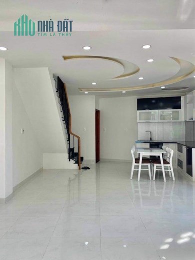 Chính Chủ Cần Bán Nhà Hoàng Hoa Thám, Phường 5 , Bình Thạnh
