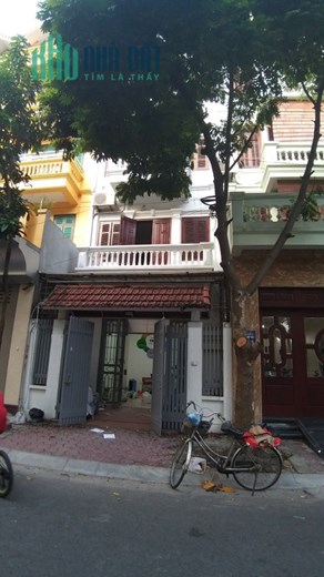 Cho thuê nhà 90m2 4 tầng Trung Kính làm chuyển phát, văn phòng, trung tâm đào tạo