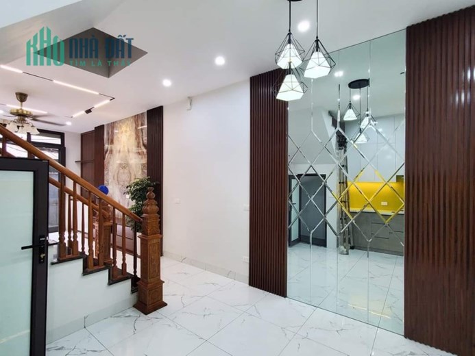 🍀🍀HIẾM, LÊ TRỌNG TẤN, TOÀN SỐ 4 , CĂNG ĐÉT
🍁44mx 4 tầng, mặt tiền: 4,4m
