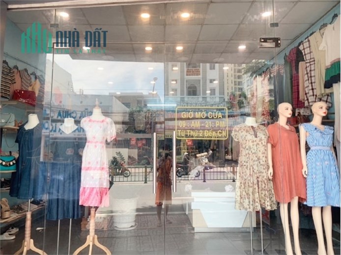 Shop Đồ Si Mặt Tiền Nguyễn Thị Thập - DT 150m2, Nội Thất Đầy Đủ,