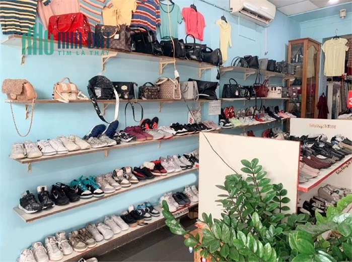 Shop Đồ Si Mặt Tiền Nguyễn Thị Thập - DT 150m2, Nội Thất Đầy Đủ,