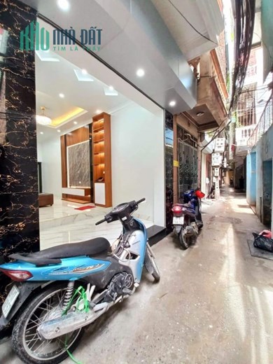 CHỦ NHÀ CẦN BÁN GẤP CĂN NHÀ 3 TẦNG 4 PHÒNG NGỦ DT: 38M2 MẶT NGÕ THÔNG KINH DOANH BUÔN BÁN TẠP HÓA