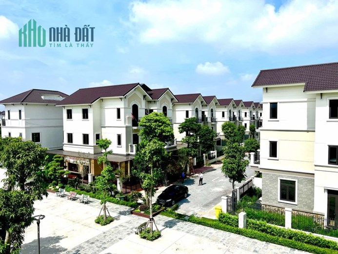 Chính chủ cần bán gấp Biệt thự sân vườn Centa City VSIP Bắc Ninh chỉ hơn 6.x tỷ