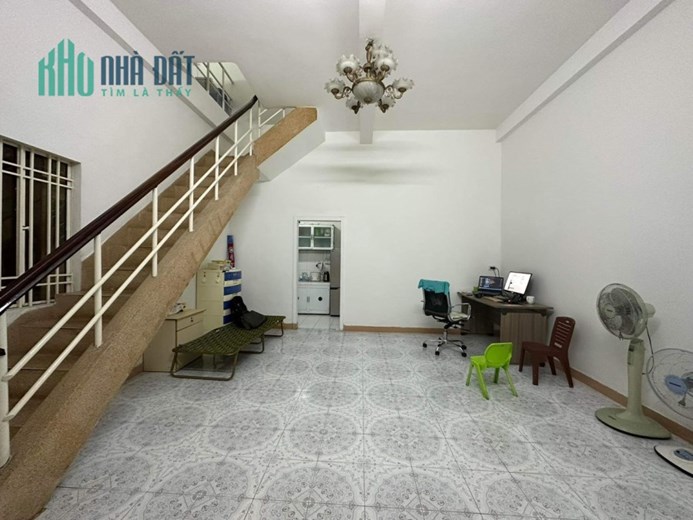 ♪Nhà Hoàng Diệu thông Nguyễn Hoàng 52m2 ngang 8.3m 2 tầng kiên cố, 1.x tỷ
