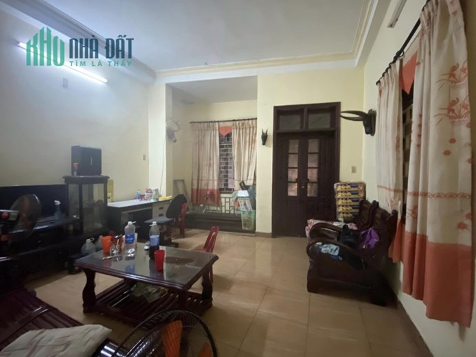 ♥ Nhà Mặt Tiền Đống Đa, 3.5 tầng, Kinh Doanh Ngon, 9.x tỷ