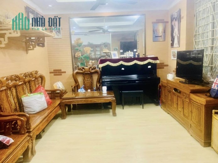 Chỉ 2.5 tỷ có ngay căn hộ Toà G9 - Tây Hồ 62m2 - 2PN - 2WC nhà đẹp full nội thất, ở luôn
