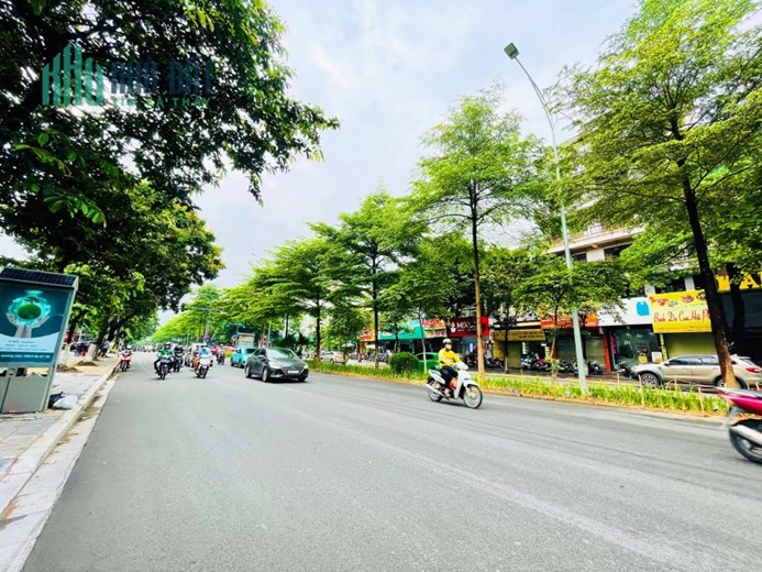 Bán nhà Nguyễn Khánh Toàn - Kinh doanh đỉnh - 15m ô tô tránh - 34m2 - 3.7 tỷ
