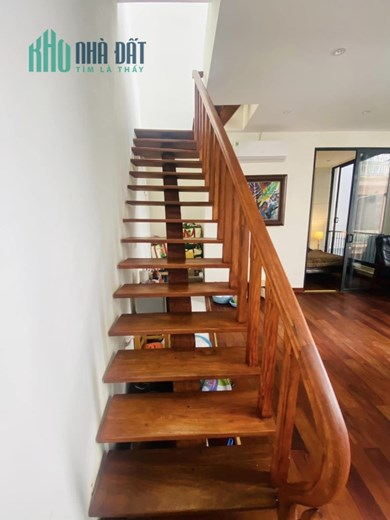 Bán nhà Mặt phố Yên Thế  54m², 4,5 tầng, MT 11m, giá 12,5 tỷ Ba Đình. Mua liên hệ: O94lO7l689