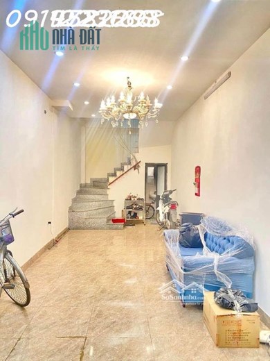 Cho Thuê Nguyên Căn Thoáng Đãng Gốc Đề, Minh Khai, Quận Hai Bà Trưng