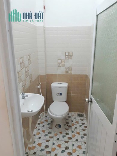 Nhà bán trệt, lầu hẻm Thông Nguyễn Chế Nghĩa - Tuy lý Vương P12Q8