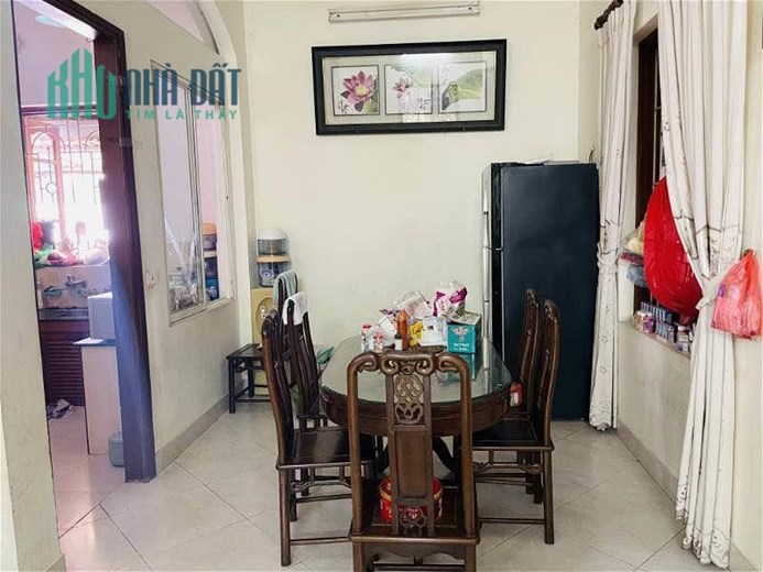 5 TỶ , CÒN LÂU MỚI ĐẾN 5 TỶ.
NHÀ ĐẸP NGUYỄN VĂN LINH, THẠCH BÀN, LONG BIÊN 50MV, 4 TẦNG, 3.7 TỶ.