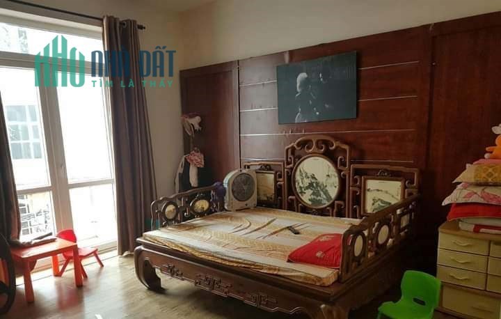 Bán Căn Biệt Thự MiNi Ngõ 426 Đường Láng 100m2 x 4 tầng, ngõ thông rộng , ô tô đỗ cửa vào nhà , giá