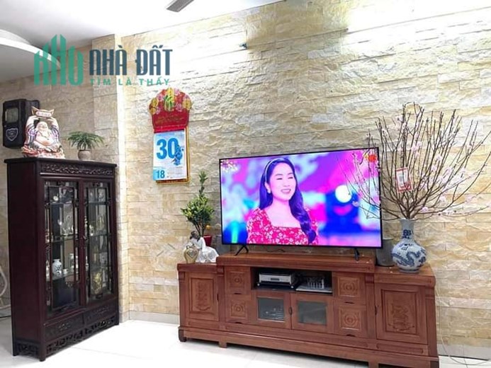 Bán Căn Biệt Thự MiNi Ngõ 426 Đường Láng 100m2 x 4 tầng, ngõ thông rộng , ô tô đỗ cửa vào nhà , giá