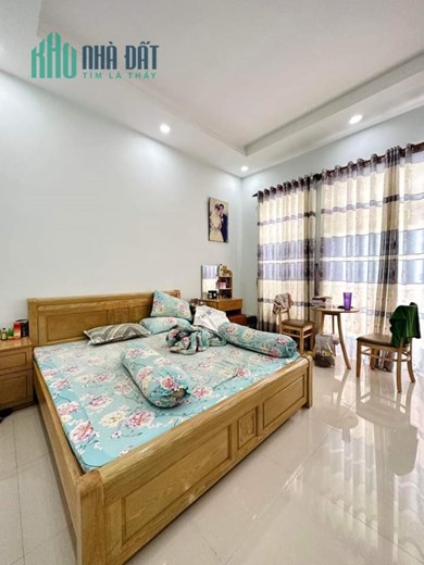 BÁN NHÀ DƯƠNG ĐỨC HIỀN, TÂN PHÚ - 64M (4.3x14) SỔ A4 - 3 TẦNG - HXH - CHỈ NHỈNH 4 TỶ