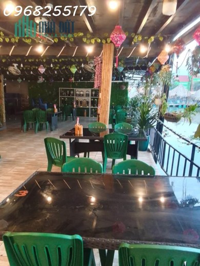 Sang nhượng quán tại Thuận An Bình Dương. View hồ mát mẻ. - Địa chỉ: 434 Đường Nguyễn Du