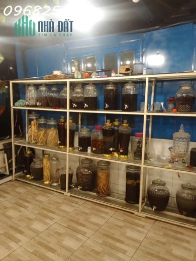 Sang nhượng quán tại Thuận An Bình Dương. View hồ mát mẻ. - Địa chỉ: 434 Đường Nguyễn Du