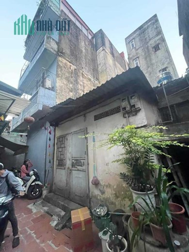 Bán Nhà C4 Phố Nguyễn Thái Học - Ba Đình 45/50m2 , mặt tiền 5,7m , ngõ nông gần Phố , giá cho các