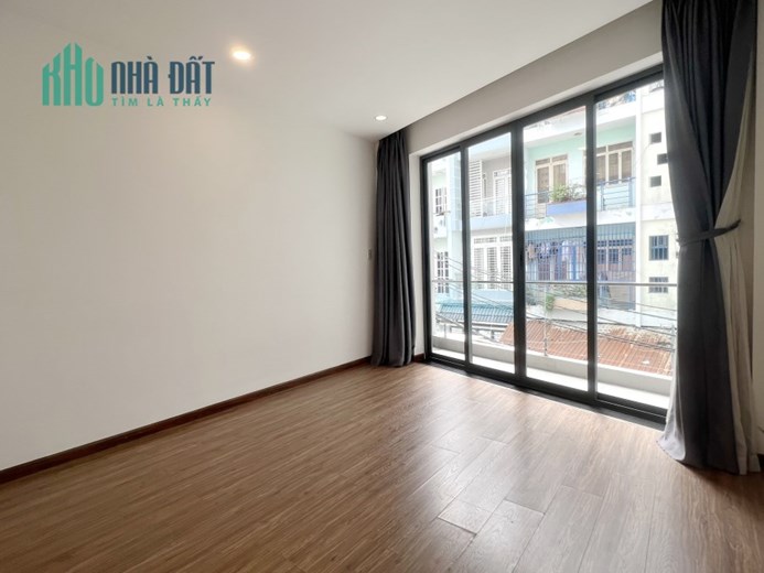 Nhà hẻm ô tô 4 tầng khu Nội bộ Phạm Thế Hiển P4Q8 giá 15tr