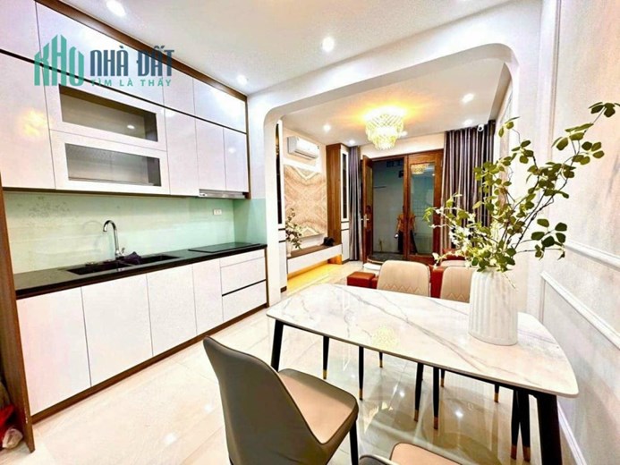 SIEU PHẨM ĐỐNG ĐA - 30M RA PHỐ - FULL NỘI THÂT