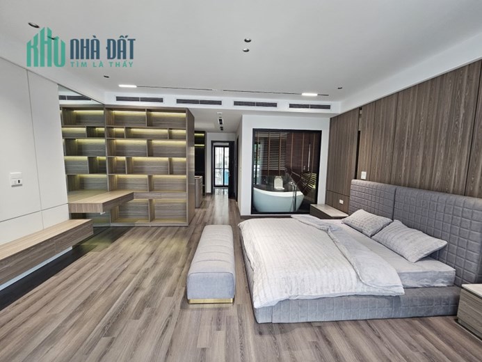 SIÊU PHẨM HIẾM CÓ, SIÊU ĐẸP TẠI NGUYỄN VĂN CỪ, LONG BIÊN, PHONG CÁCH LUXURY, ĐẲNG CẤP, NHƯ 1
