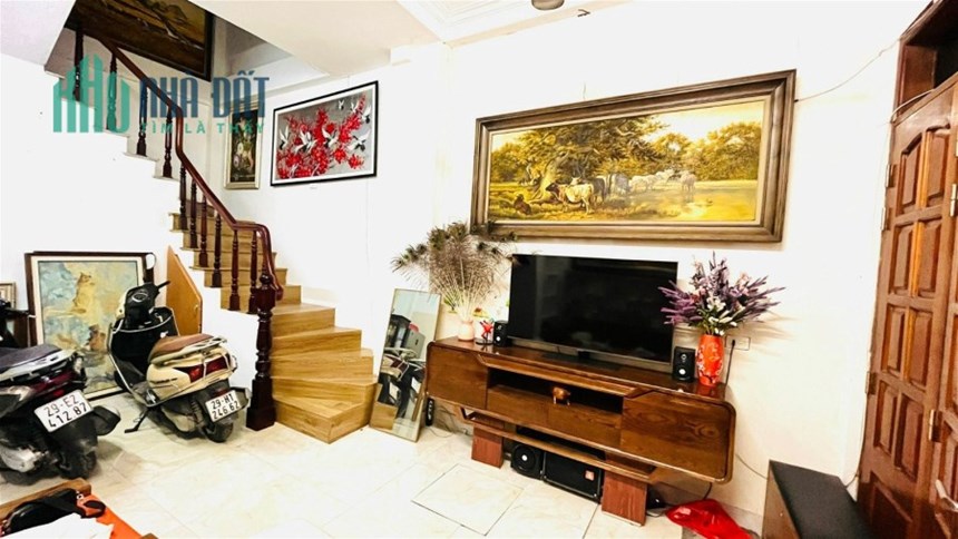 NHÀ XỊN PHỐ KHƯƠNG THƯỢNG-ĐỐNG ĐA-35m-4 tầng- MT 3.9m-Giá Chỉ 4.5 tỷ LONG LANH