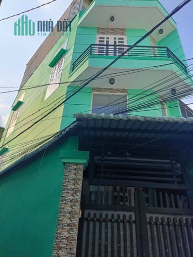 cần bán gấp, nhà 2 lầu mặt tiền hẻm  tỉnh lộ 10, giá 3,5 tỷ